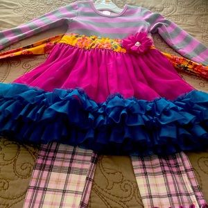 Giggle Moon girls size 4-5 Beautiful like new!!
